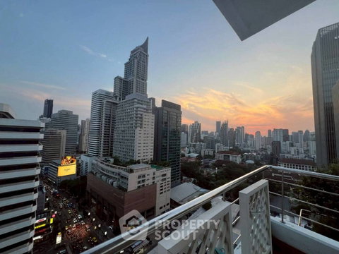 คอนโด 2 ห้องนอน ให้เช่า ศุภาลัย พรีเมียร์ เพลส อโศก ชั้น 22 ใกล้ MRT เพชรบุรี (ID 2258708)