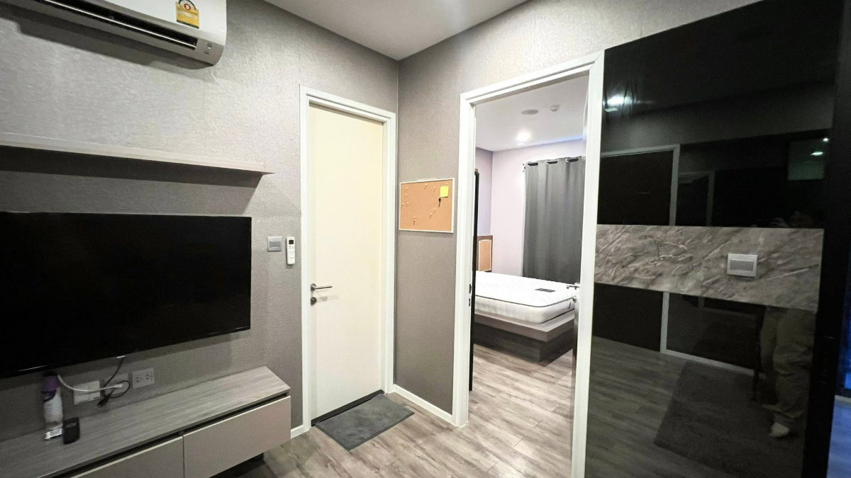 รูป 🟢ห้องสวย!! พร้อมเข้าอยู่!! 🟢บราวน์ รัชดา 32 1 Bedroom Plus ใกล้ MRT ลาดพร้าว, BTS รัชโยธิน สอบถาม📱ADD LINE @572aurac แอดมินตอบไว✨ - รูปที่ 3/9