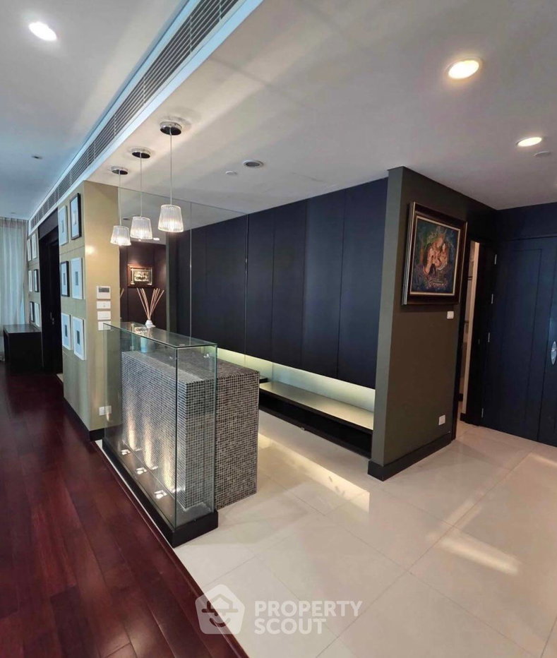 picture 3-BR Condo 258 Sqm At The Park Chidlom, 400m to BTS Chit Lom (ID 3040309) - 15/19