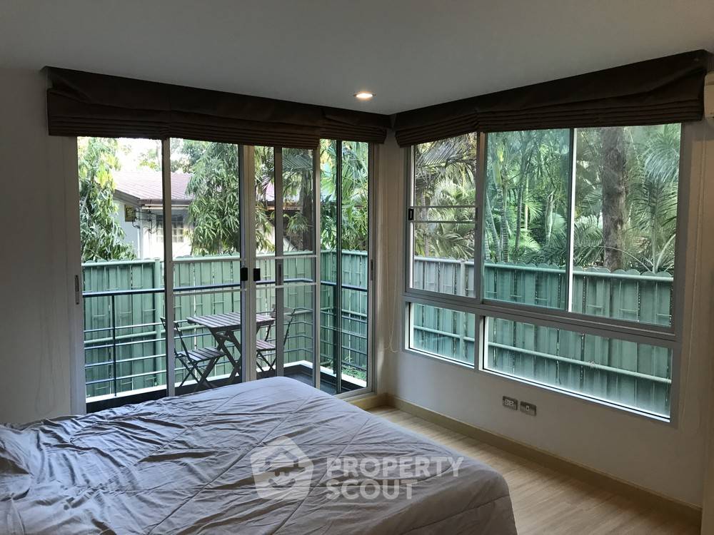 picture 2-BR 55 Sqm Condo In Tree Condo Sukhumvit 42 Near BTS Phra Khanong 📍 (ID 511184) - 4/7