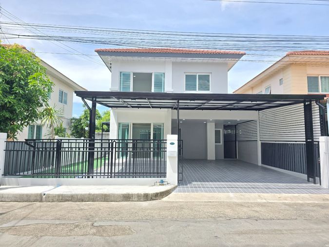 บ้านแฝดเหมือนบ้านเดี่ยว ตกแต่งรีโนเวทใหม่ ทำเลดี เดินทางสะดวก หมู่บ้าน ศุภาลัยวิลล์ ถนนชลมาร์คพิจารณ์ เลียบคลองสาม ลำลูกกา ลาดสวาย ปทุมธานี