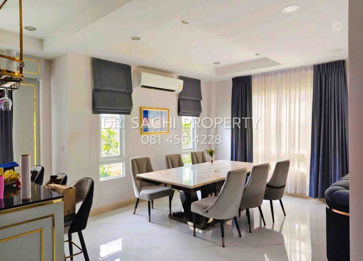 picture Luxury detached house for sale at The Grand Millennium Phitsanulok. - 6/13