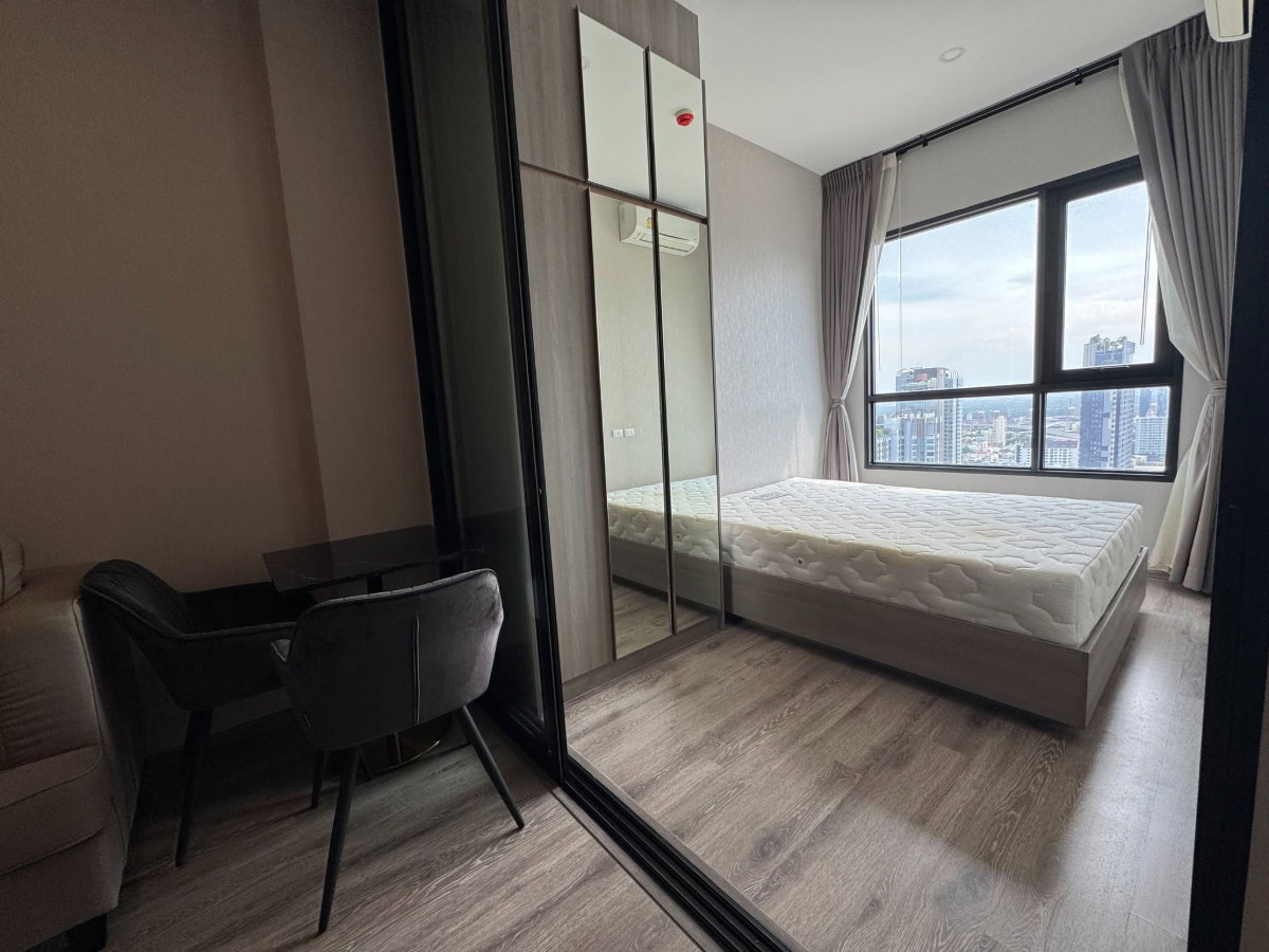 รูป 🏙️ KnightsBridge Prime On Nut | คอนโดหรู ใกล้ BTS อ่อนนุช เฟอร์ครบ พร้อมเข้าอยู่ - รูปที่ 4/8