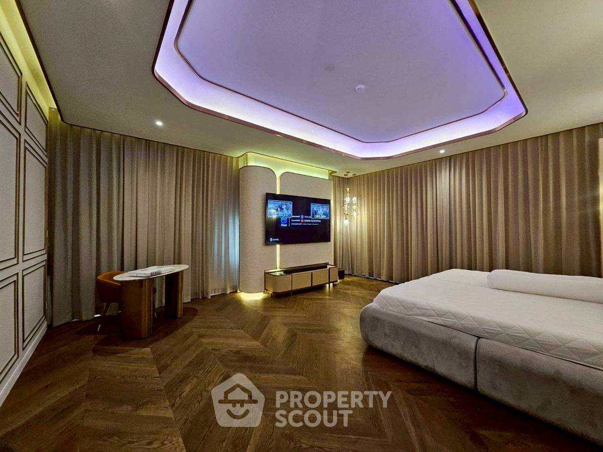 picture High-Floor 3-BR 244 Sqm At The Esse At Singha Complex near MRT Phetchaburi 100m (ID 3043411) - 12/12