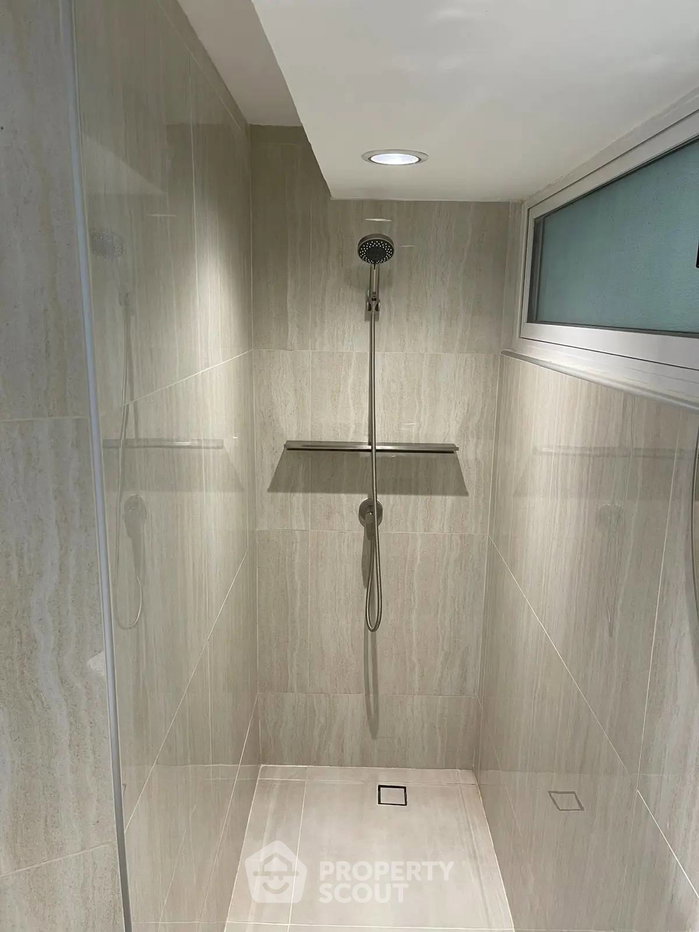 picture 2-BR 93 Sqm Condo At Thonglor Tower, 17th Floor Near BTS Thong Lor (ID 3039741) - 19/19