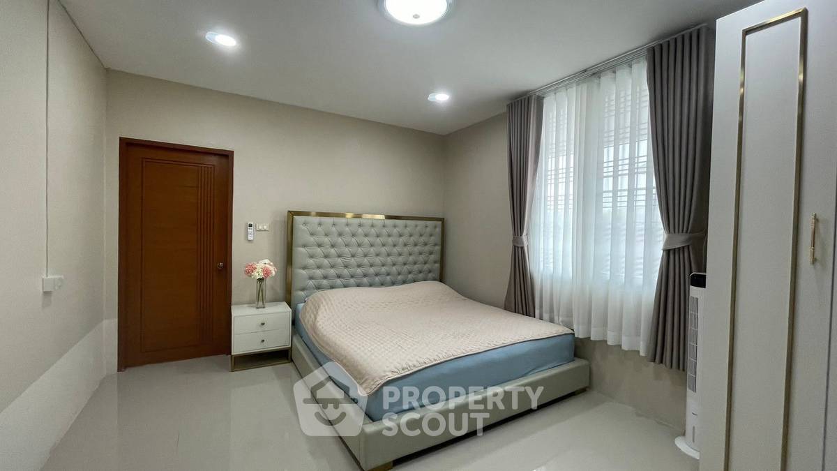 รูป วิลล่า 5 ห้องนอน ขนาด 320 ตร.ม. บ้านสวนเนรมิต 5 พัทยา (หนองปรือ) (ID 3043619) - รูปที่ 17/24