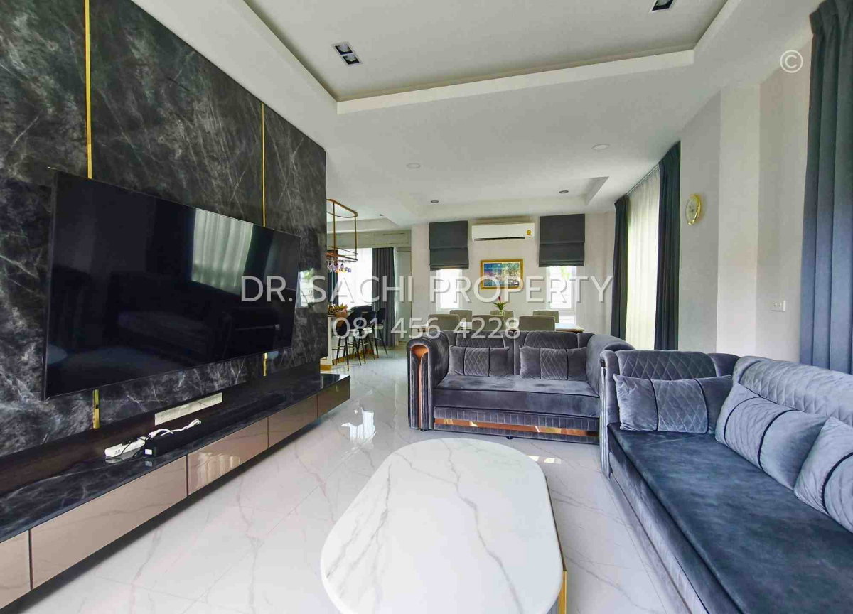 picture Luxury detached house for sale at The Grand Millennium Phitsanulok. - 4/13
