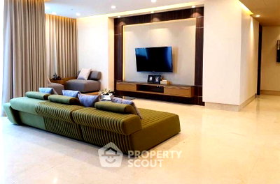 Condos for rent : 3-BR 240 Sqm Condo At The Infinity Condominium, 80m to BTS Chong Nonsi (ID 2653200)