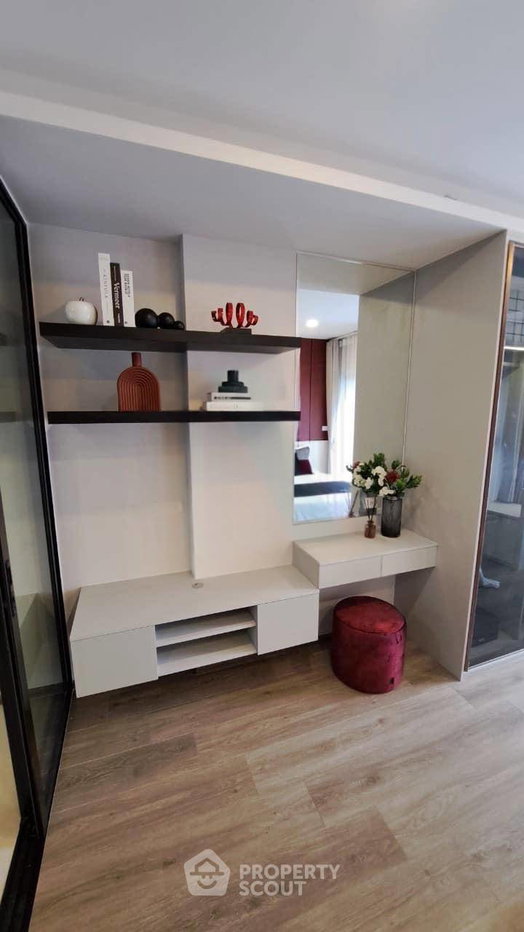 picture 1-BR Condo At SOHO Bangkok Ratchada, 200m To MRT Huai Khwang (ID 2786262) - 4/6