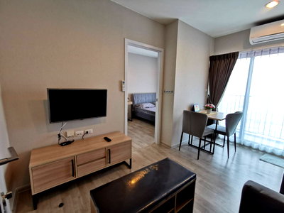 Condos for rent : Plum Condo Central Station Phase 2 