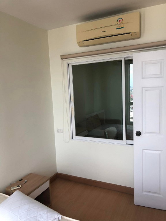 picture Condo for rent: Life @Ratchada-Huai Khwang - 5/12