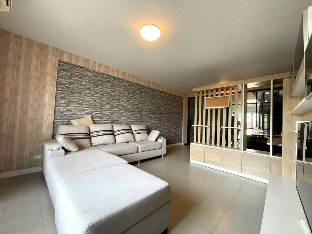 รูป ขาย ทาวน์โฮม 3.5 ชั้น 2 คูหา เพชรเกษม 81 Siri Avenue Phetkasem 81 (สิริ อเวนิว เพชรเกษม 81) ราคาขาย 10.95 Mb. / เช่า 60,000 บาทต่อเดือน - รูปที่ 7/10