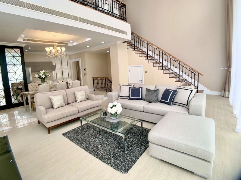 Townhouses for rent : ✨ ✨ For Rent |  Luxury 5-Storey Townhome with Private Pool & Private Elevator at Sukhumvit 49