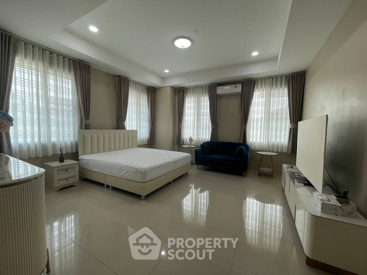 รูป วิลล่า 5 ห้องนอน ขายใน บ้านสวนเนรมิต 5 พัทยา (ID 3043619) - รูปที่ 7/24