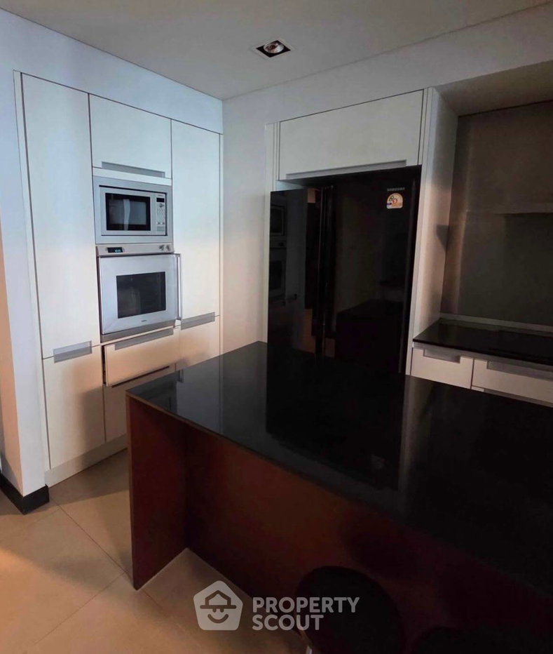 picture 3-BR Condo 258 Sqm At The Park Chidlom, 400m to BTS Chit Lom (ID 3040309) - 19/19