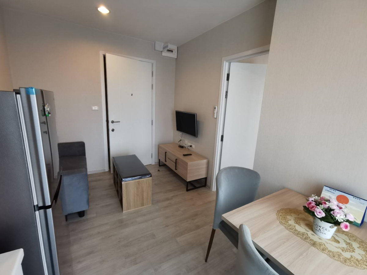 picture Plum Condo Central Station Phase 2  - 3/8