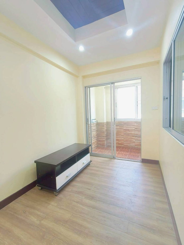 รูป คอนโดรีโนเวทใหม่  SW Condominium ถนนนวมินทร์163 คลองกุ่ม บึงกุ่ม ทำเลติดถนนซอย  หรือออกถนนนวลจันทร์36 กว้าง พร้อมอยู่ - รูปที่ 9/21