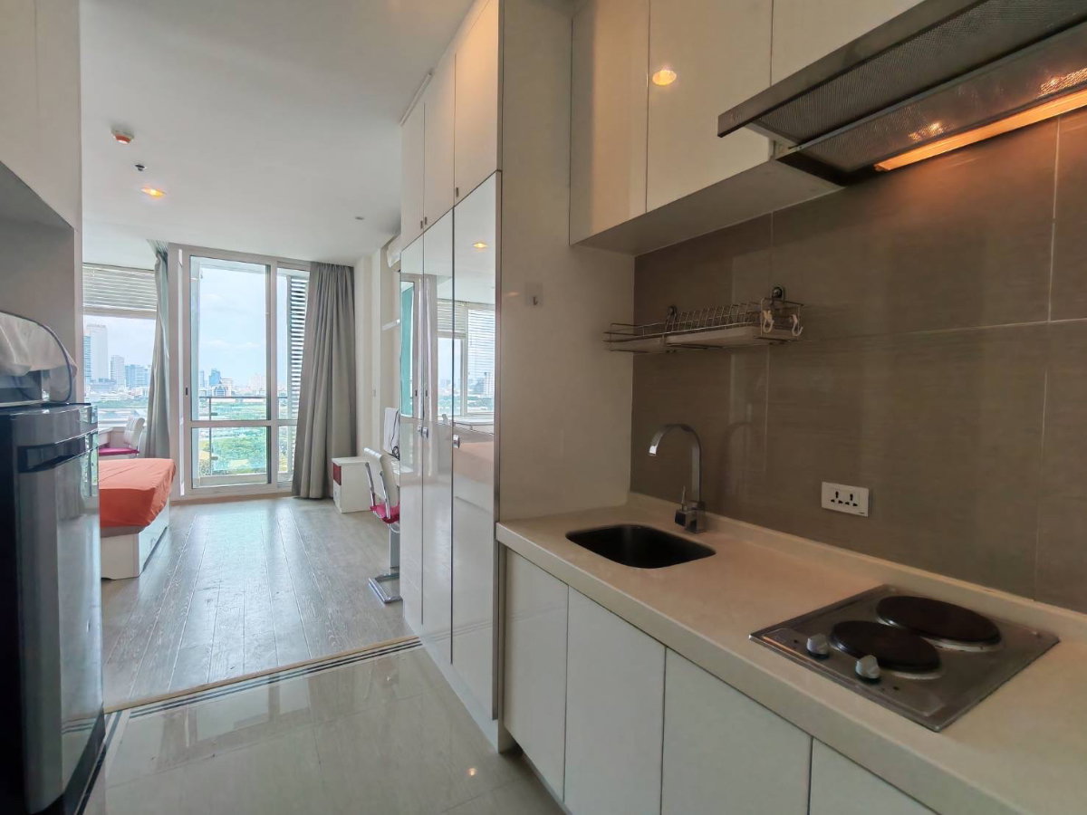 รูป [📣10.000 Bath only] ให้เช่าห้องสตูดิโอ T.C. Green พระราม 9 ใกล้ MRT เฟอร์ครบ พร้อมเข้าอยู่ทันที! (T.C. Green พระราม 9 单身公寓出租，臨近 MRT，家具齐全，可立即入住！) - รูปที่ 1/7