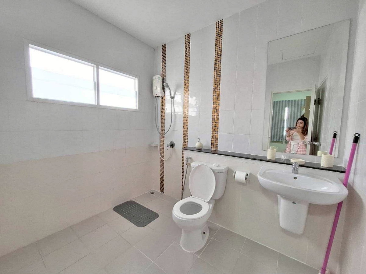 รูป ให้เช่าบ้านแฝดสไตล์บ้านเดี่ยว หมู่บ้าน แลนซีโอ คริป ศรีราชา – บ่อวิน - รูปที่ 11/16