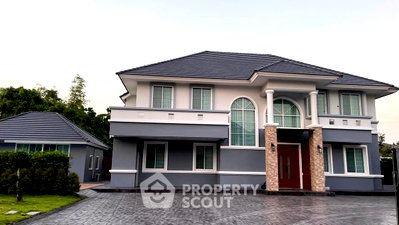 Houses for sale Phuket : 5-Bedroom Villa For Sale, Ban Suan Neramit 5, Pattaya (ID 3043619)
