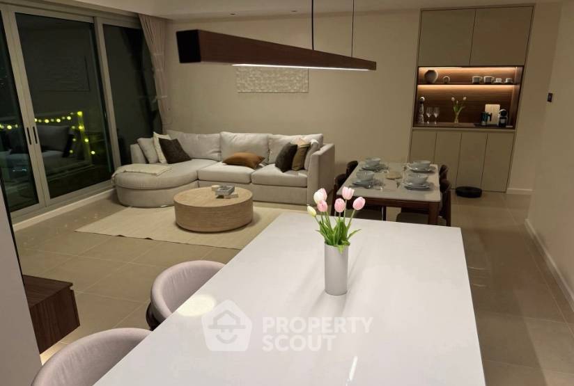 picture 2-BR 112 Sqm Condo At The River Condominium Near BTS Saphan Taksin (400m) (ID 3029329) - 3/5