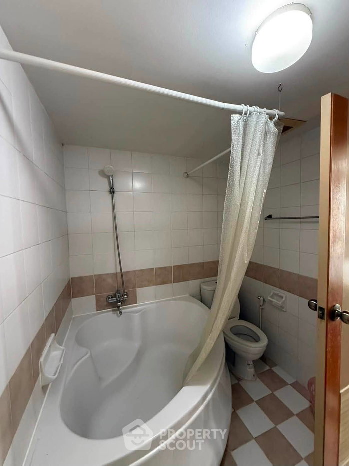 picture 2-BR 71 Sqm Condo For Rent At Baan Chan Condominium, Thong Lo (ID 3040281) - 9/10