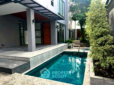 บ้านเดี่ยว กรุงเทพมหานคร : บ้าน 5 ห้องนอน สำหรับขาย ในกรุงเทพฯ พื้นที่ 700 ตร.ม. (ID 3041900)