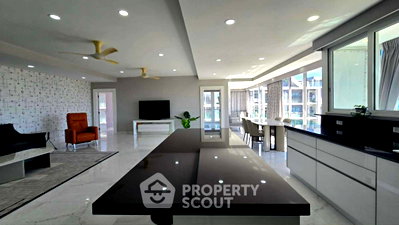 Condos for sale : 3-BR 150 Sqm Condo For Sale, Tropicana Condotel Pratumnak (ID 3039790)