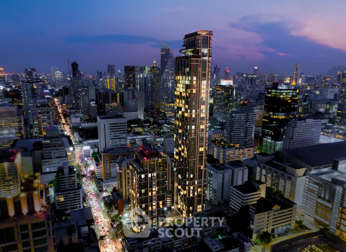 รูป คอนโด 2 ห้องนอน โครงการ 28 ชิดลม ใกล้ BTS ชิดลม 300 ม. (ID 3043456) - รูปที่ 2/15