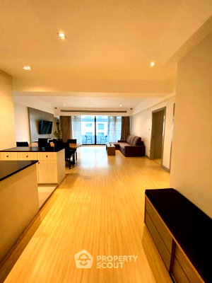 Condos for rent : 2-BR 160 Sqm Condo At Villa Bajaj, 300m To MRT Sukhumvit (ID 3039454)