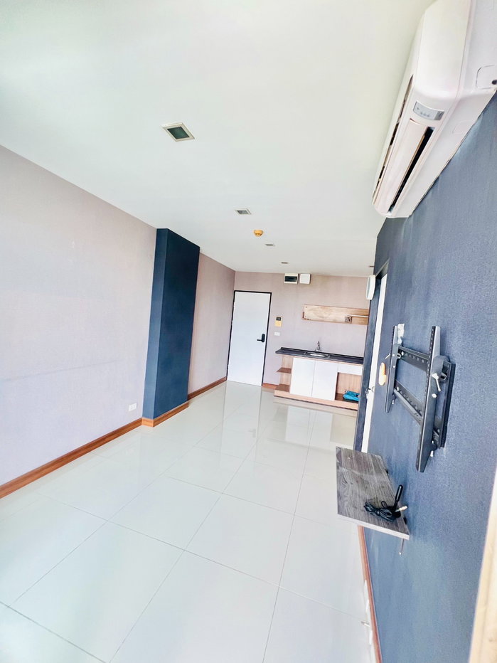 รูป 📣 Airlink Residence คอนโดพร้อมอยู่ ชั้นสูง วิวโล่ง | ลาดกระบัง ใกล้สนามบิน ✈️ 💰 ราคาขายเพียง 1.49 ล้านบาท อาคาร 1 ชั้น 8 ชั้นสูง บรรยากาศดี ลมเย็น🏡 - รูปที่ 5/6