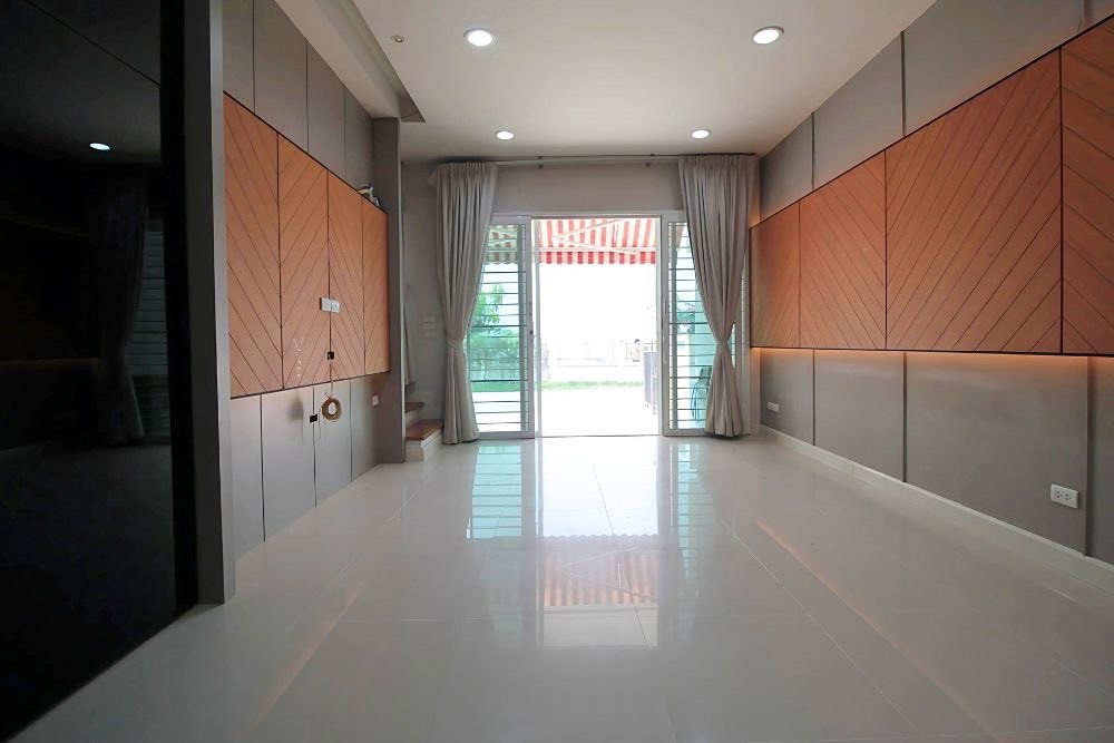 รูป บ้านกลางเมือง สาทร - ตากสิน 2  หน้าสวน สภาพดี ราคาทุน   - รูปที่ 9/19