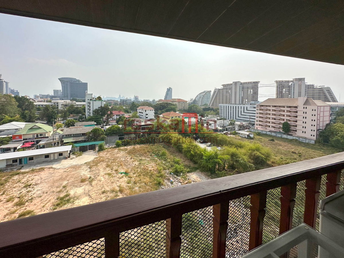 picture 🌊 Spacious Studio Condo for Sale in Wongamat | Foreign Ownership - 6/17