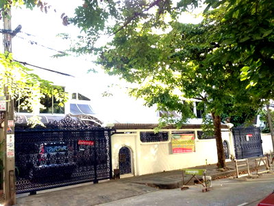 บ้านแฝด วิทยาลัยพยาบาลบรมราชชนนีกรุงเทพ : ขายบ้านแฝด ตกแต่งแล้ว พร้อมห้องเช่า 7 ห้อง แยกมิเตอร์แล้ว