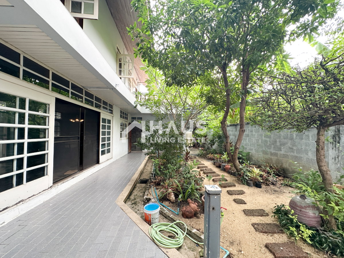 picture House Soi ThesabanSongkhro 2 / 4 Bedrooms #HPCC063 - 17/20