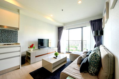 Condos for rent : RS6694 For Rent: Noble Remix Thonglor Condo, next to BTS Thonglor with direct skywalk access.