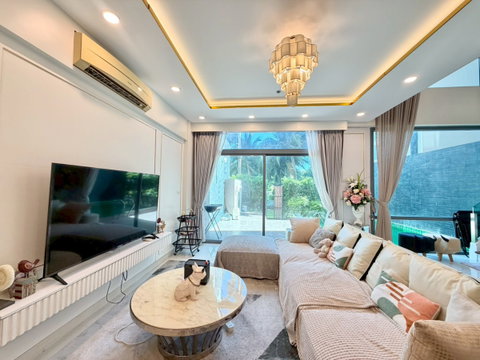 ✨ Rare Beachfront Duplex with Private Pool | Casalunar Paradis