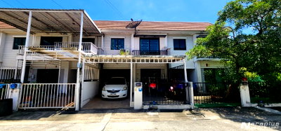 ทาวน์โฮม รร.ฤทธิยะวรรณาลัย 2 : 69060318 : ขายทาวน์เฮ้าส์ 2 ชั้น หน้ากว้าง 6 เมตร บนเนื้อที่ขนาด 18.5 ตารางวา ขนาด 3 ห้องนอน หมู่บ้านพฤกษา79 ลำลูกกา 