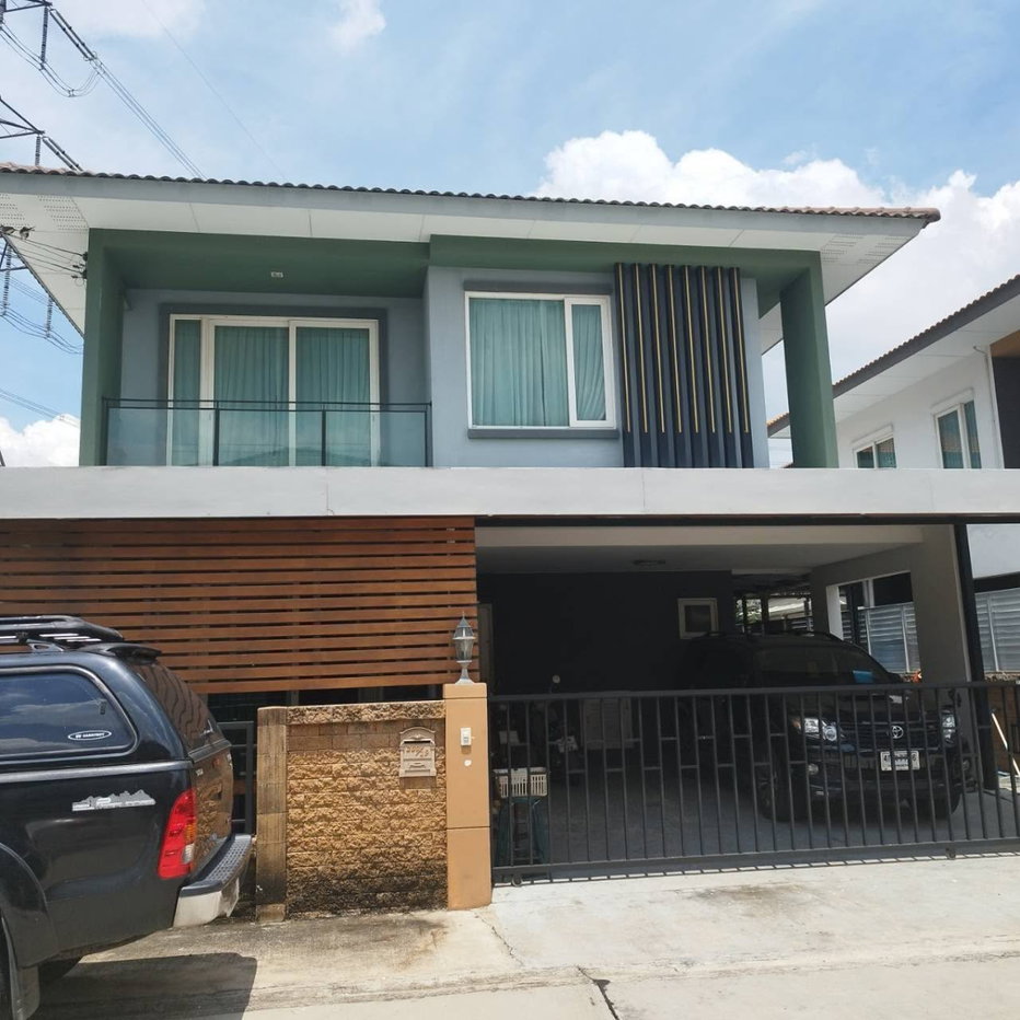 picture 🏡 Corner Detached House for Sale – Golden Village Onnut–Pattanakarn - 1/4