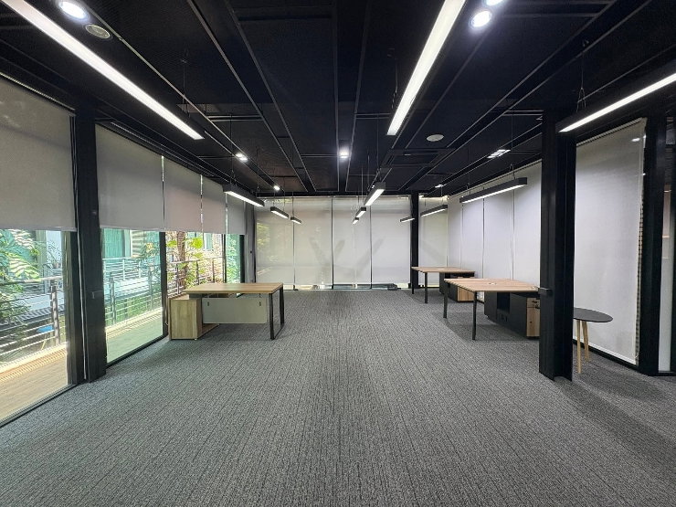 picture ðĢðĢFor rent Garden Office & Waterfront Space 3-stories Sukhumvit 105 (Typing 0974164645, Line: JKJK4645 instead of clicking the blue/green button) - 16/37
