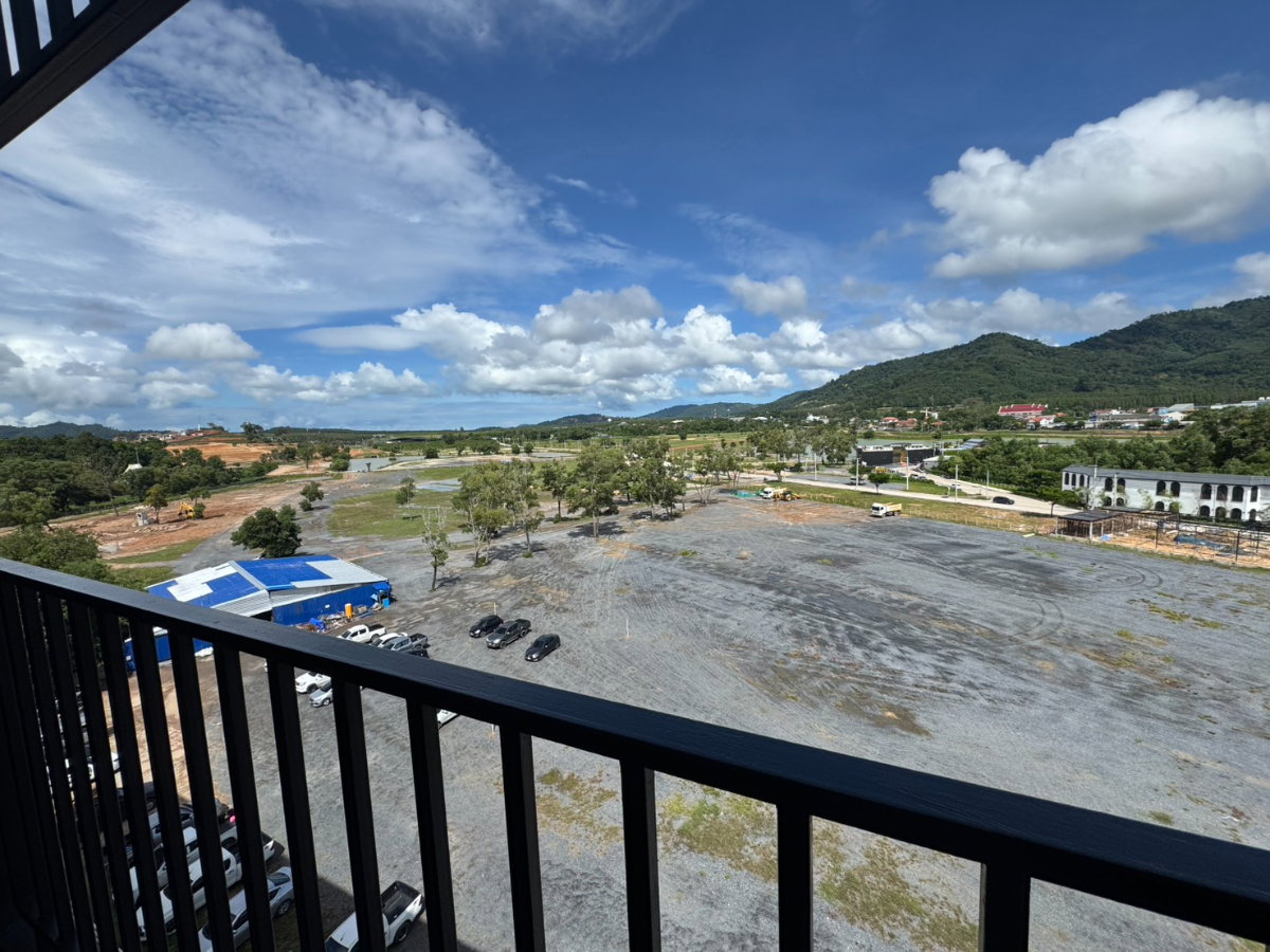 picture Brand-New Condo for Rent at The Base Cherngtalay, Phuket - 4/5