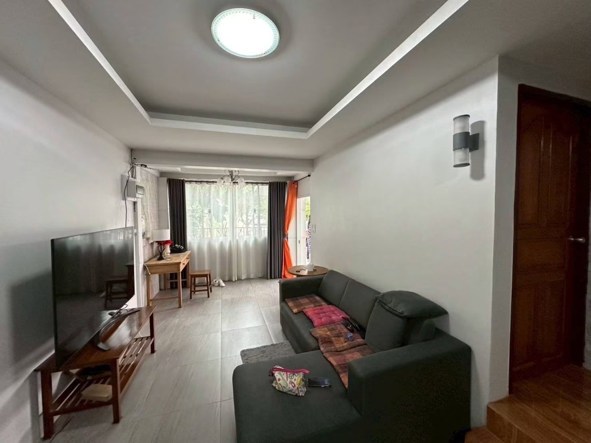 รูป 🏡 บ้านให้เช่า บ้านชั้นเดียว รีโนเวทใหม่ พร้อมเฟอร์นิเจอร์ ในตัวเมือง ทำเลดีมาก เดินทางสะดวก ใกล้เซ็นทรัล สนามบินเชียงใหม่ โรงพยาบาล ร้านสะดวกซื้อ - รูปที่ 4/10