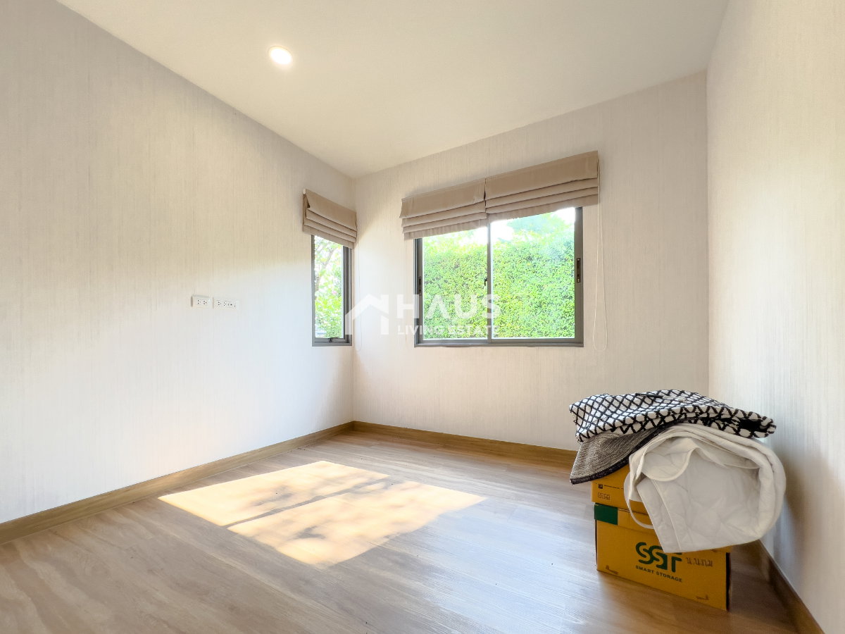 picture Perfect Place Rattanathibet-Saima / 4 Bedrooms #HRP3017 - 8/33