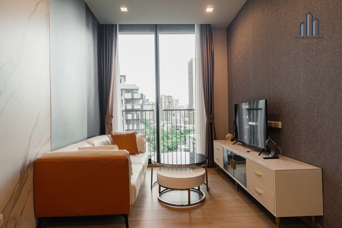 picture Noble Around 33 1 bedroom, for rent - 3/16