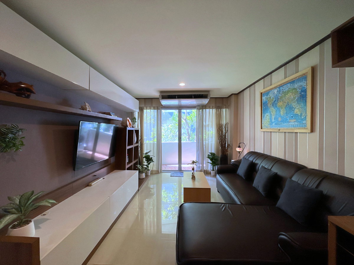 picture 🏡 Spacious 2-Bedroom Condo with Pool Views at Waterford Park Rama 4 - 2/38