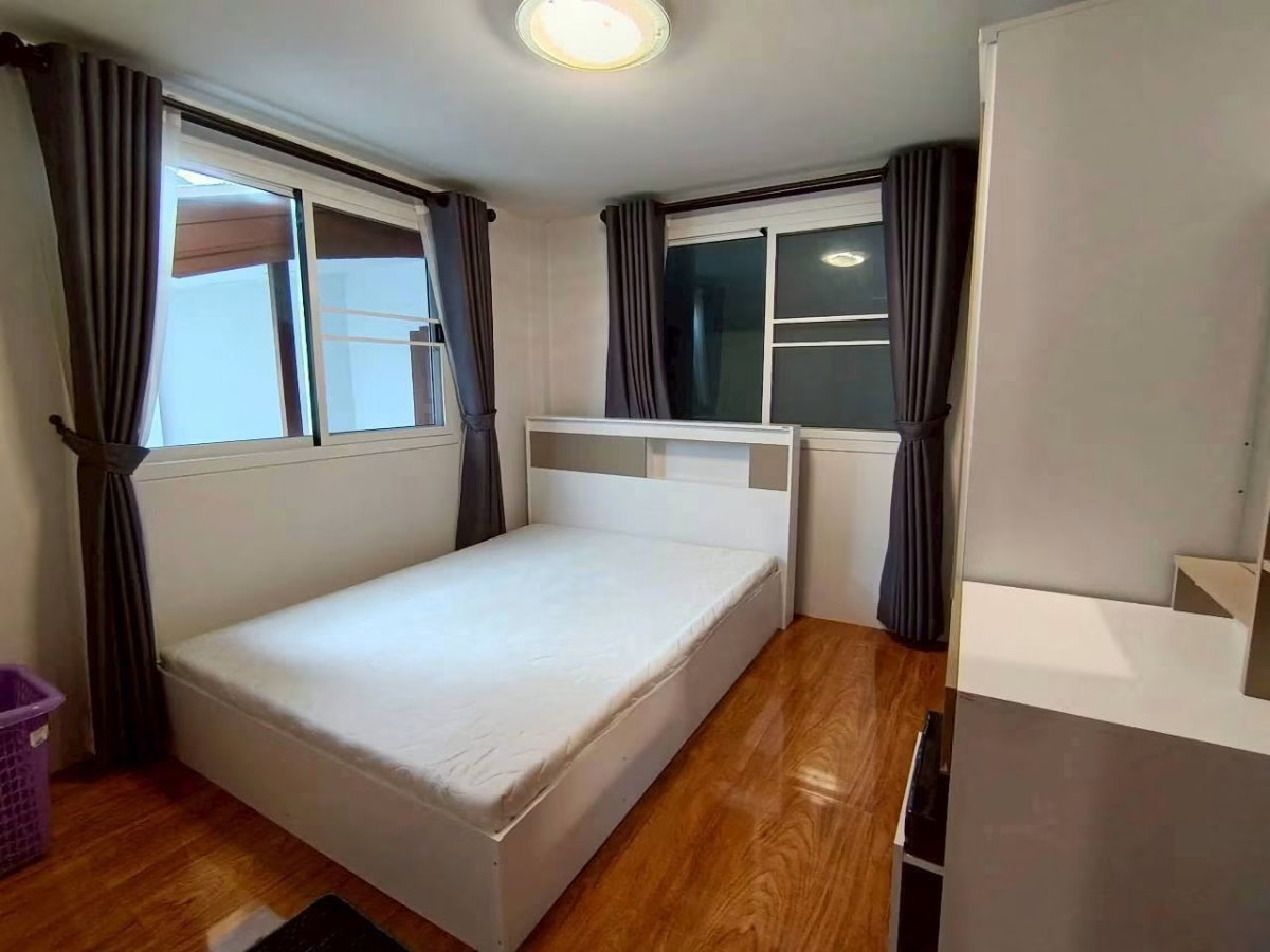รูป 🏡 บ้านให้เช่า บ้านชั้นเดียว รีโนเวทใหม่ พร้อมเฟอร์นิเจอร์ ในตัวเมือง ทำเลดีมาก เดินทางสะดวก ใกล้เซ็นทรัล สนามบินเชียงใหม่ โรงพยาบาล ร้านสะดวกซื้อ - รูปที่ 8/10