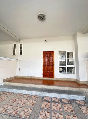 3-bed townhouse for sale, 22.2 sq wah, Baan Pattra