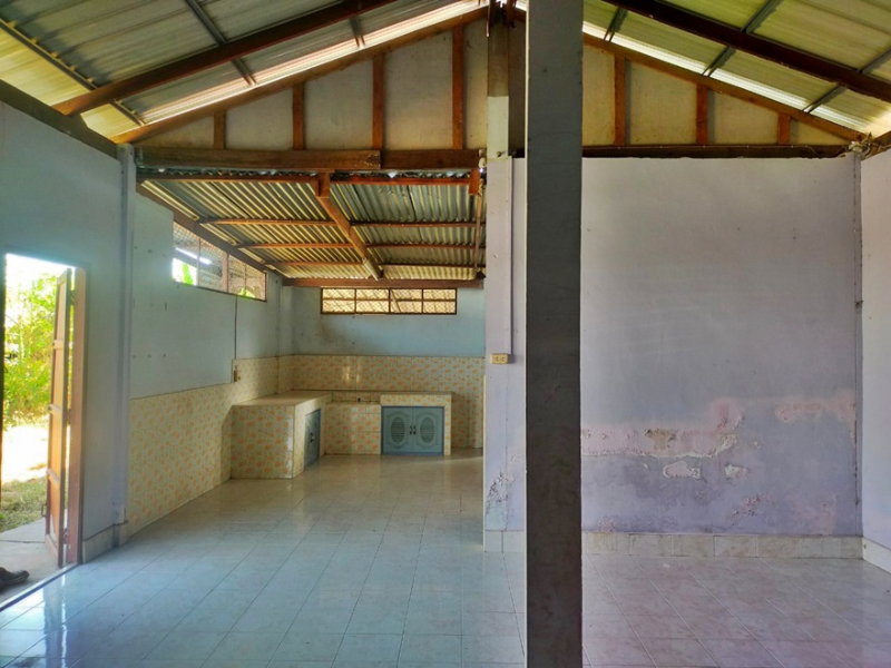 รูป AL-7-0237|บ้านพักอาศัยครึ่งตึกครึ่งไม้ 2 ชั้น 4 หมู่ 13 บ้านล้อมไผ่-บ้านโคกกุง ต. ศรีสุข อ.สีชมพู จ.ขอนแก่น (ราคา 480,000  บาท)  - รูปที่ 6/14