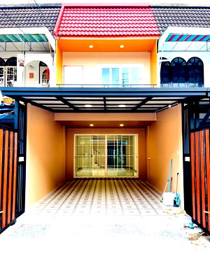 Townhouses for sale Bangkok : 🔥 Townhouse for Sale at Sena Villa 84 Happy Land | Fully Renovated | Ready to Move In