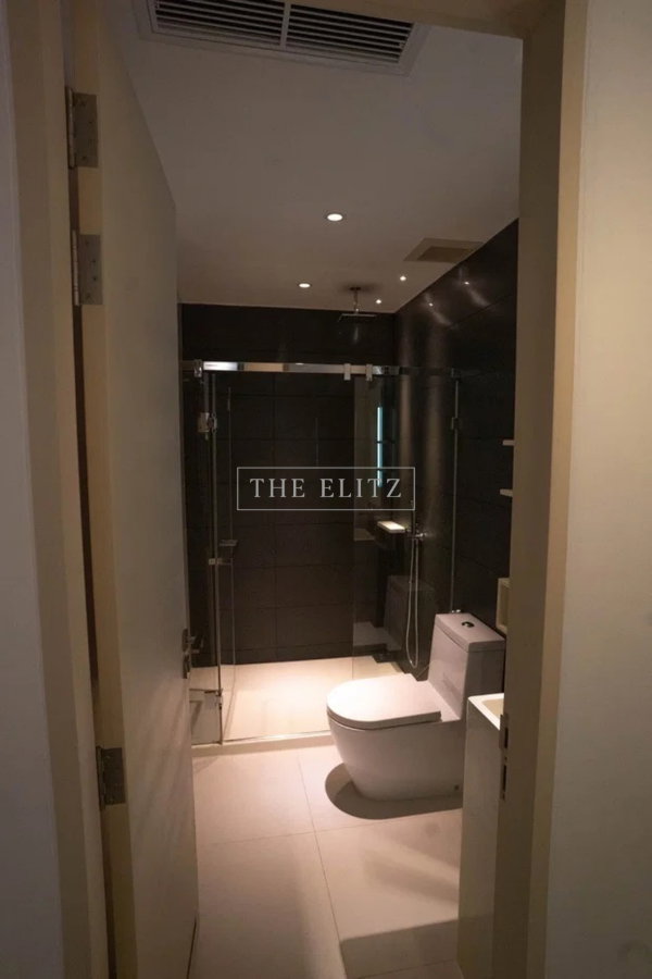 รูป ✨ THE VIP PRIVATE SANCTUARY! HIGH-END HIGH-RISE FOR RENT – 0 STEPS TO THE BTS & ONLY 2 STATIONS FROM SATHORN! ✨ - รูปที่ 8/19